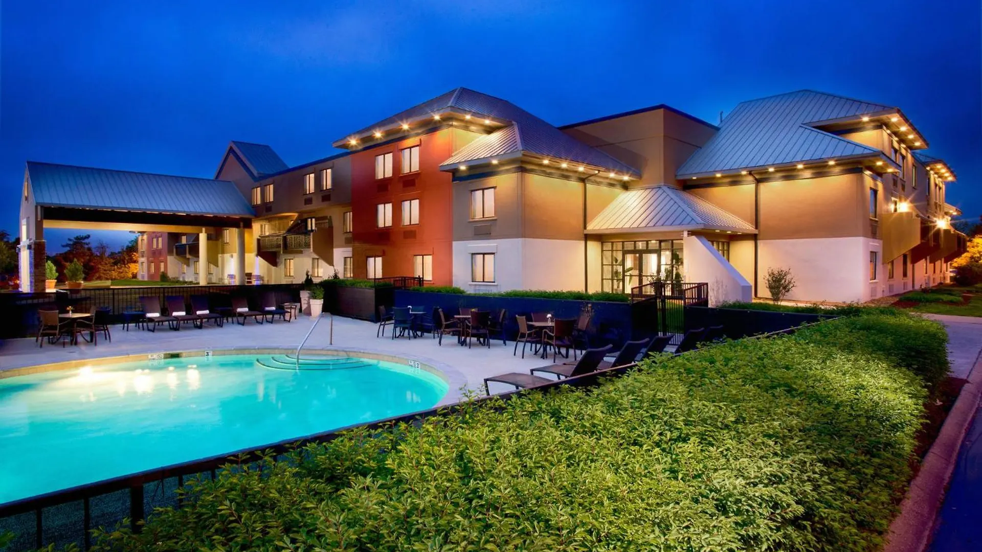 Holiday Inn Express Nashville Airport By Ihg