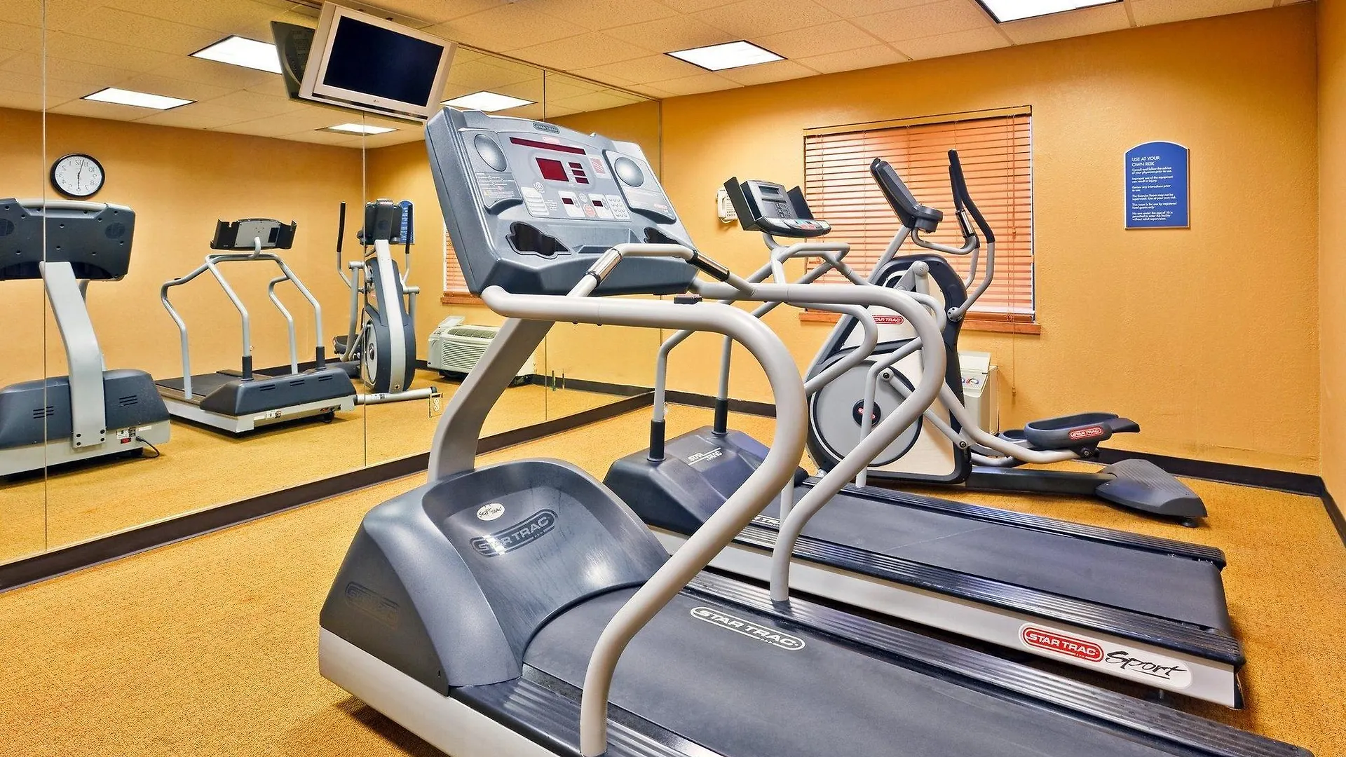 Holiday Inn Express Nashville Airport By Ihg Hotel